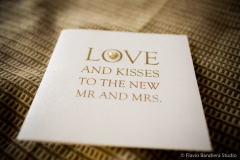 14-Love-Kisses-to-the-new-Mr-and-Mrs.-1280x852